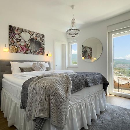 Apartments King And Queen Povile Esterno foto