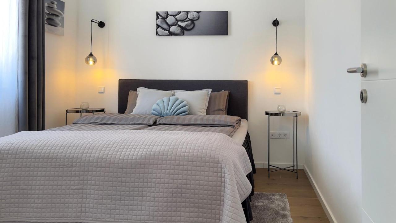 Apartments King And Queen Povile Esterno foto