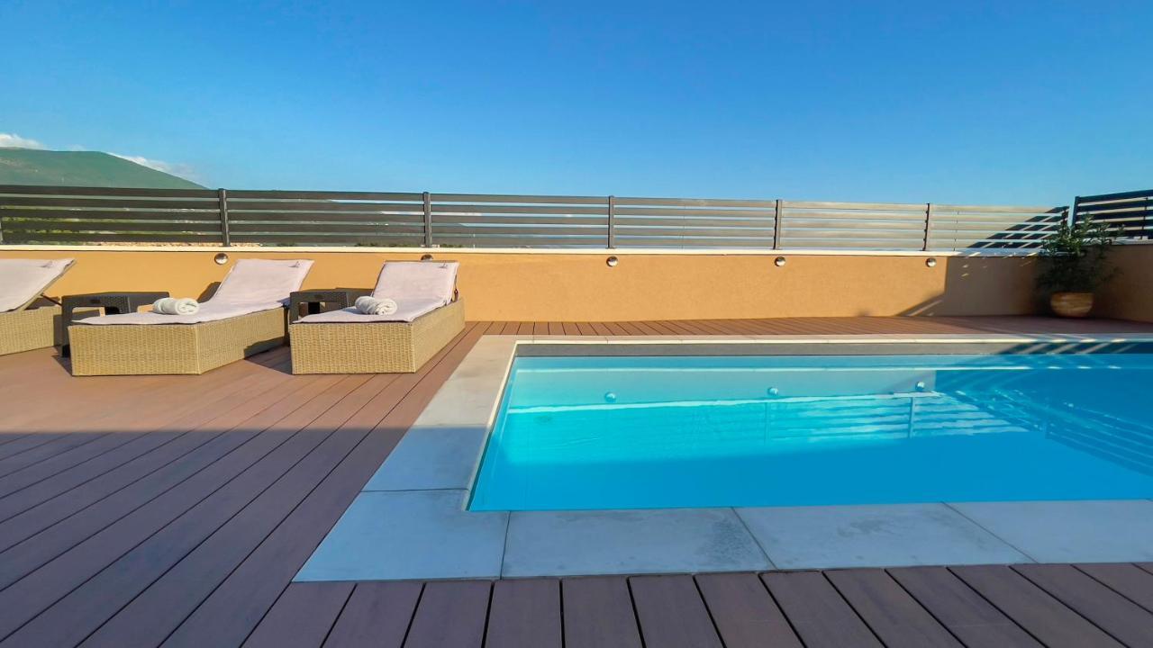 Apartments King And Queen Povile Esterno foto